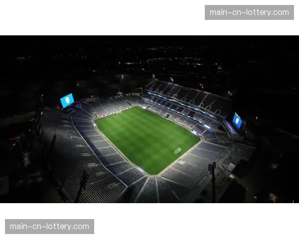 德甲宣布“绿色球场”倡议,要求各主场在2028年前实现碳中和 德甲宣布“绿色球场”倡议,要求各主场在2028年前实现碳中和